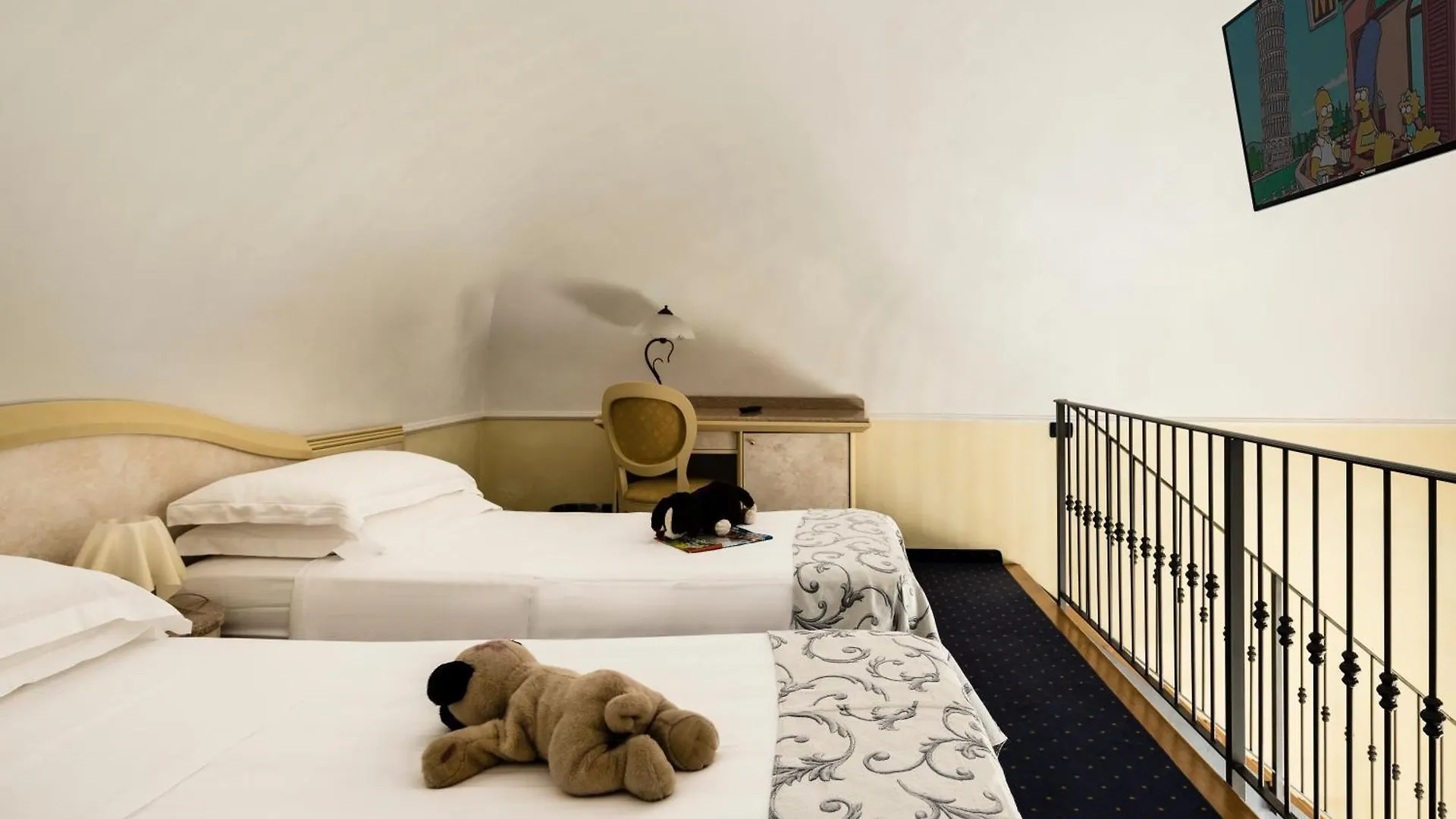 Hotel London Viareggio 3*,